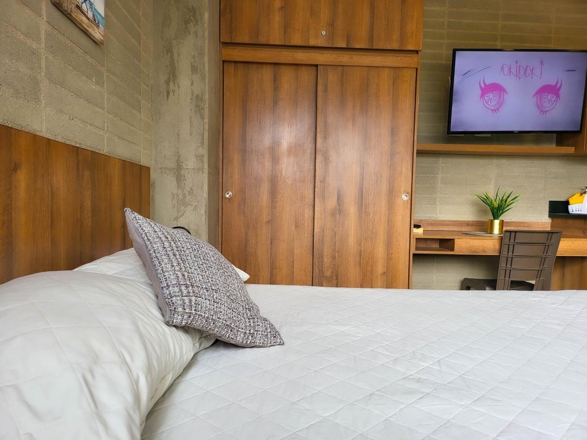 704 New & Exclusive Loft Apartment